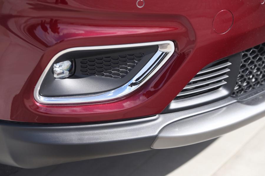 Детали экстерьера Jeep Cherokee Limited (KL) 2018 года  (AU) (фото 23 из 31)